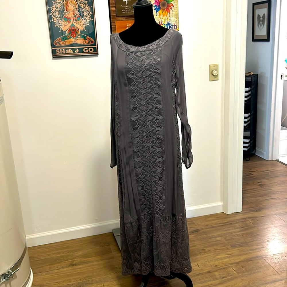 Sundance beautiful gray long dress